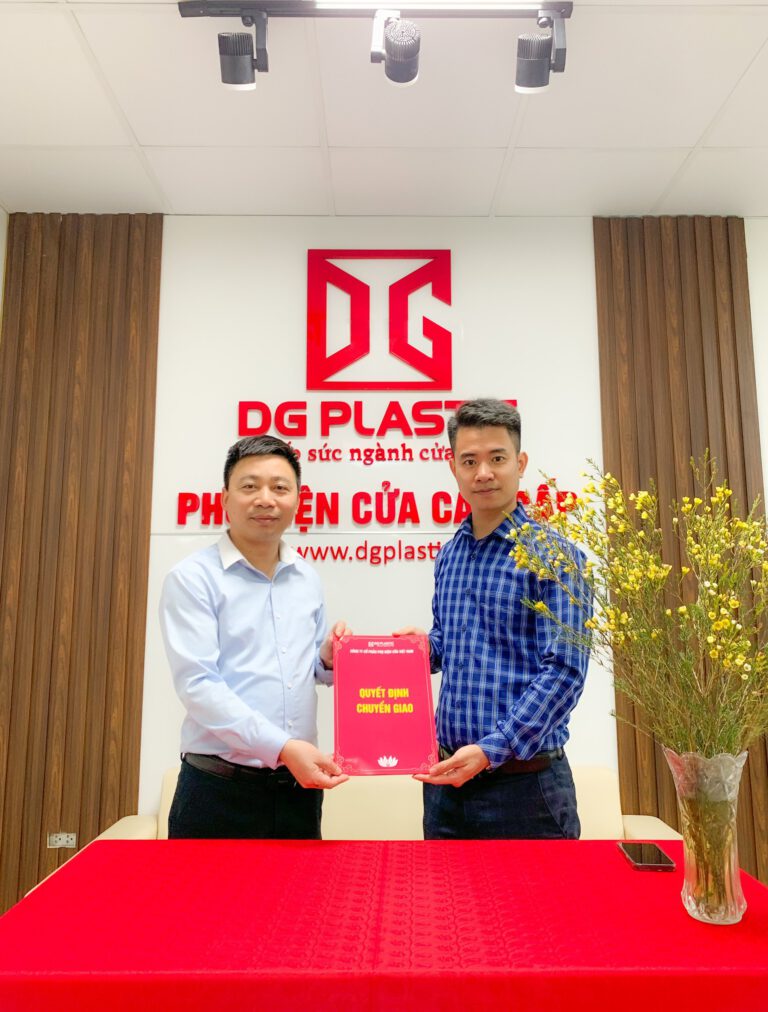 Quyết định chuyển giao thương hiệu DG PLASTIC